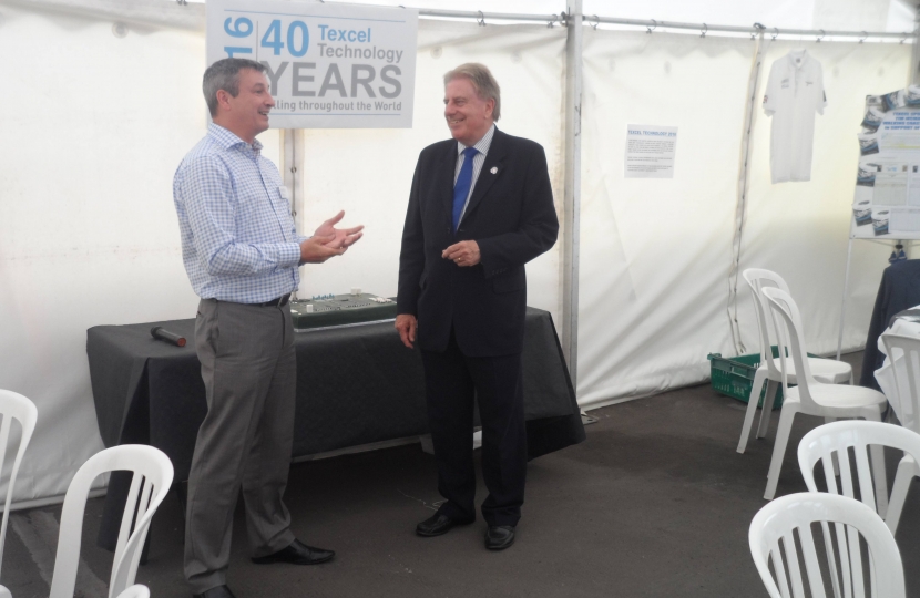 David Evennett MP pictured with Andy McLeod, Managing Director of Texcel Technology.